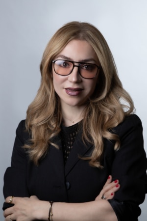 C. Herrera Blanc 300x450