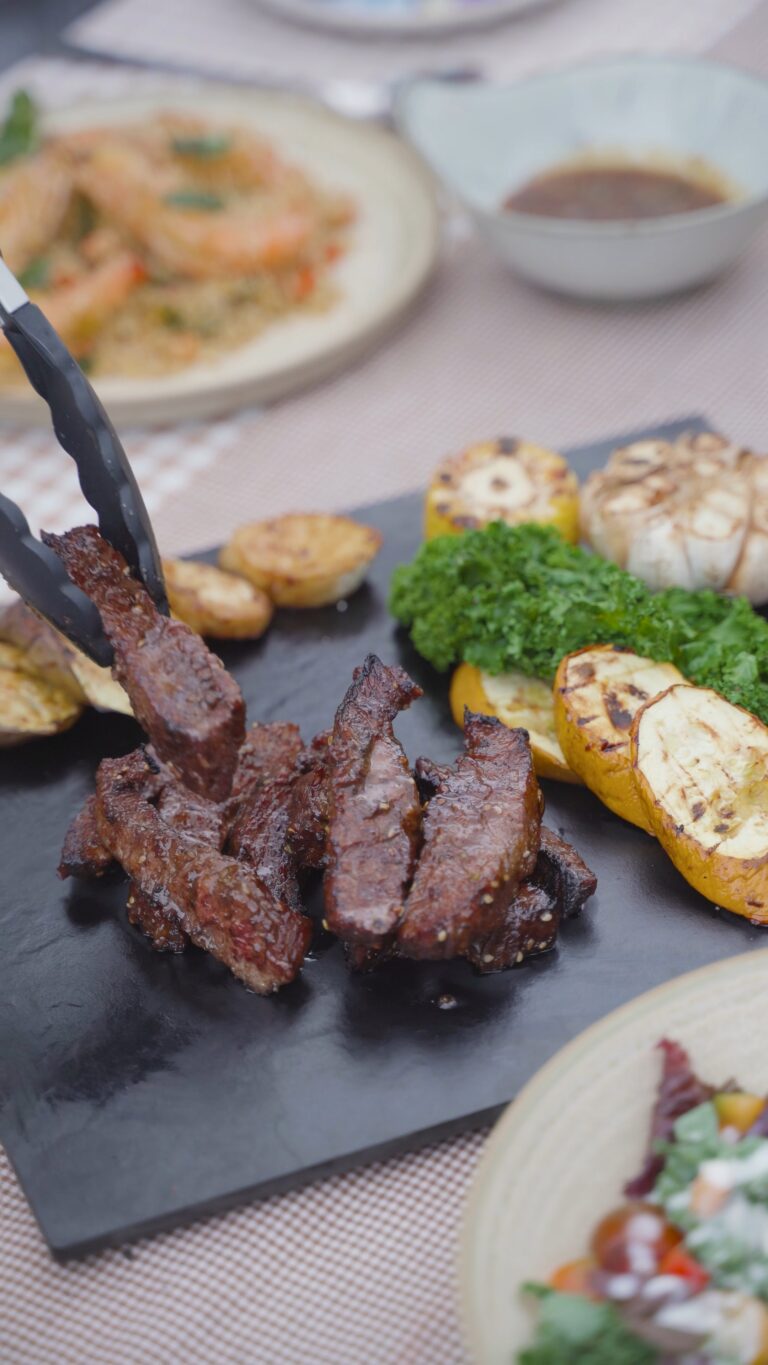 Diềm thăn nướng thảo mộc.mp4 snapshot 02.06.915