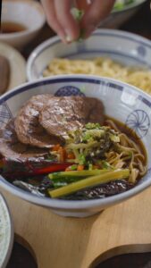 Mỳ Thăn Bò.mp4 snapshot 03.00.370