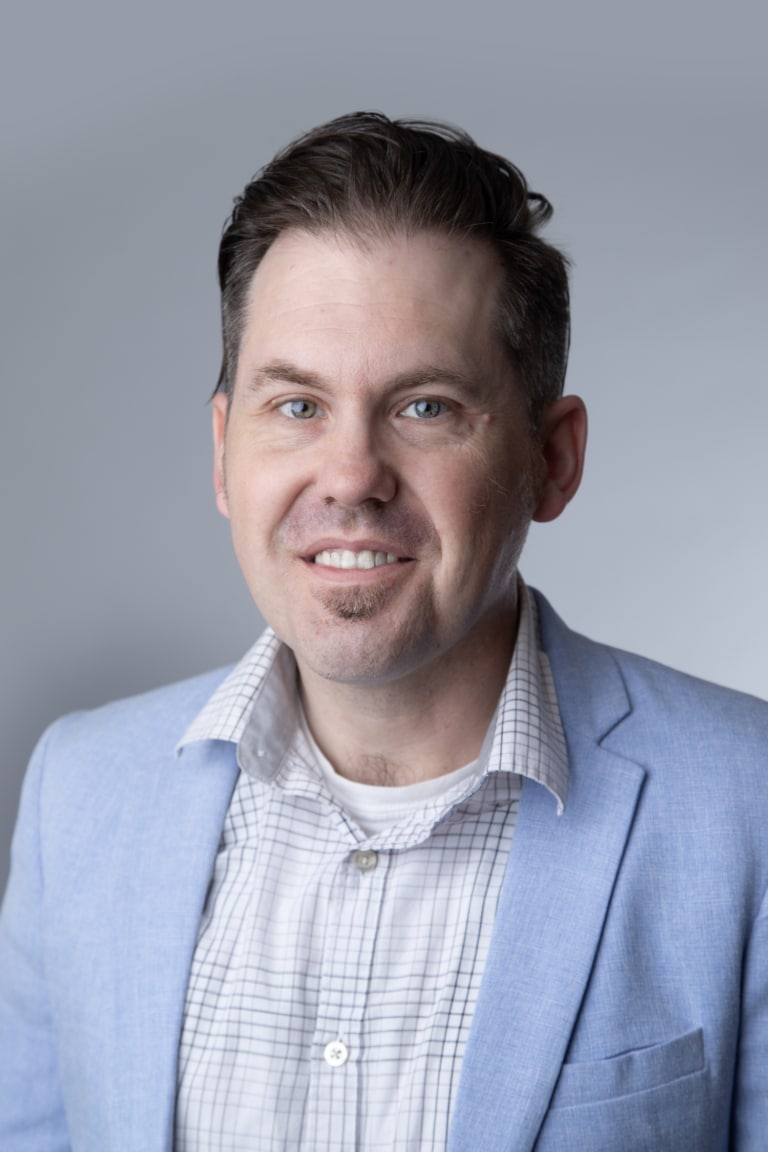 Scott Stewart 768x1152