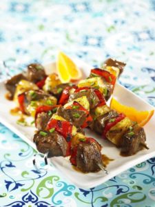 美味食譜 野炊風 夏威夷烤甜椒鳳梨牛肉串 1